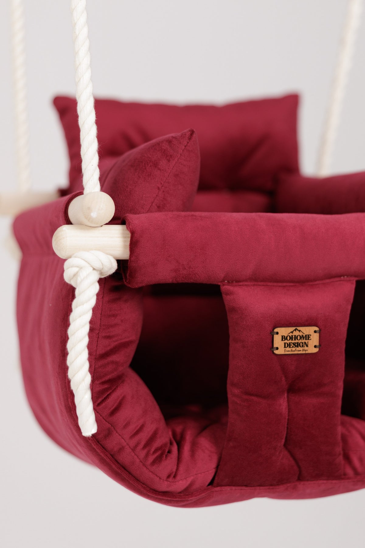 Premium Ruby Red - Handgefertigte Schaukel